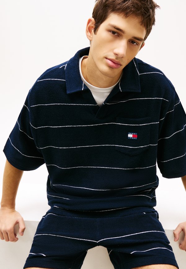 Tommy Jeans 90S REGULAR FIT TOWELLING TERRY POLO SHIRT
