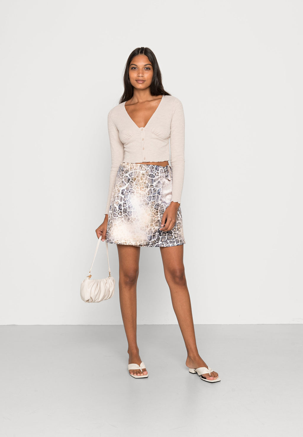 Glamorous BUTTONTHROUGH BODYCON CROP TOP WITH LETTUCE HEM & PLUNGE NECK