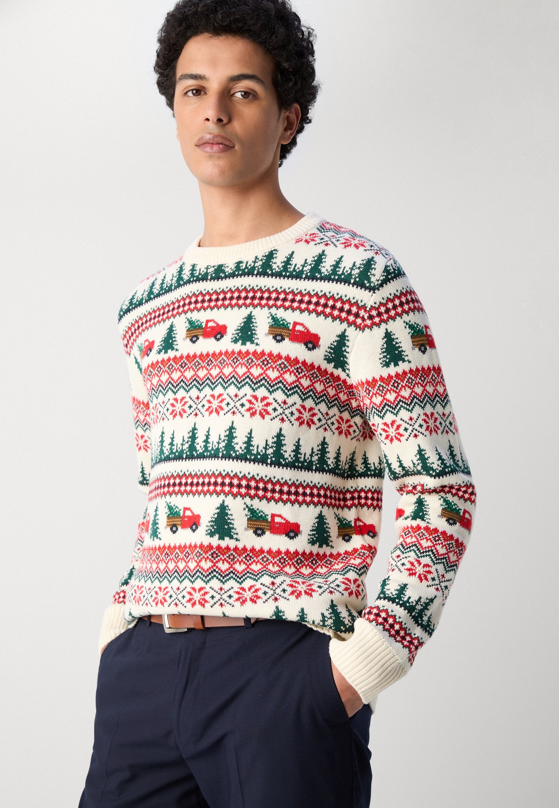 WINTER VILLAGE O NECK SWEATER Media 7