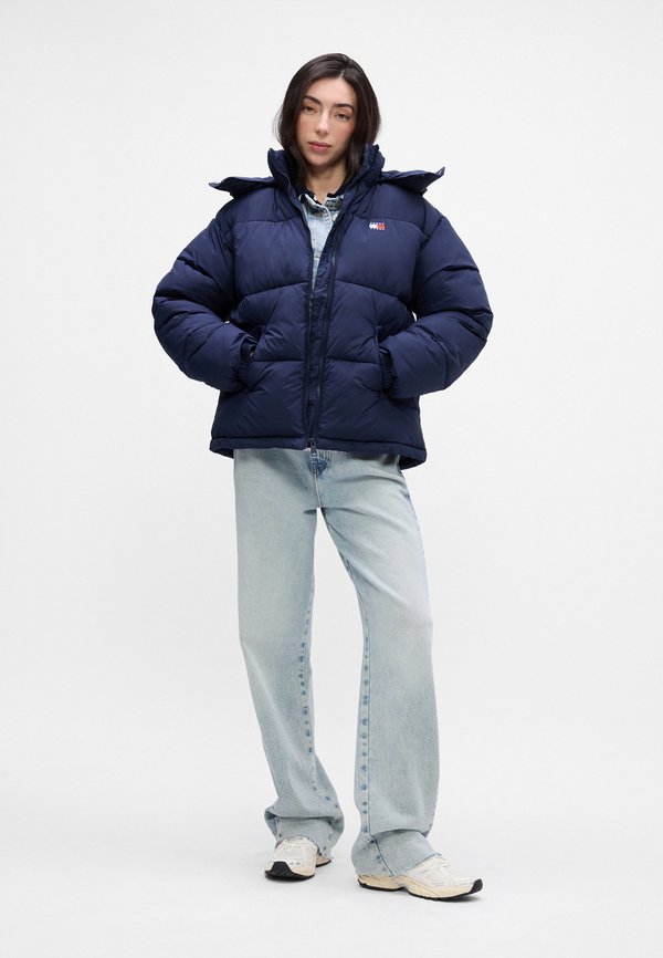 Tommy Jeans HOODED FLAG PUFFER