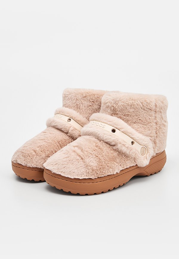 Crocs UNFURGETTABLE