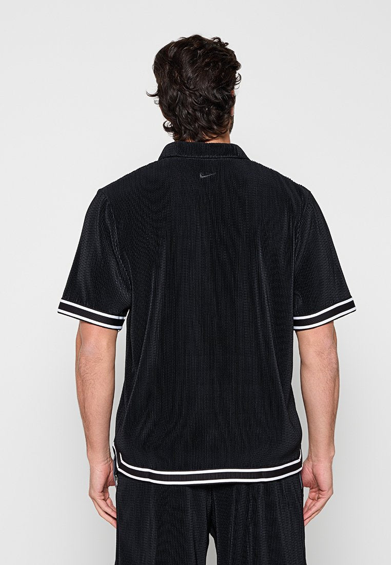Nike Performance