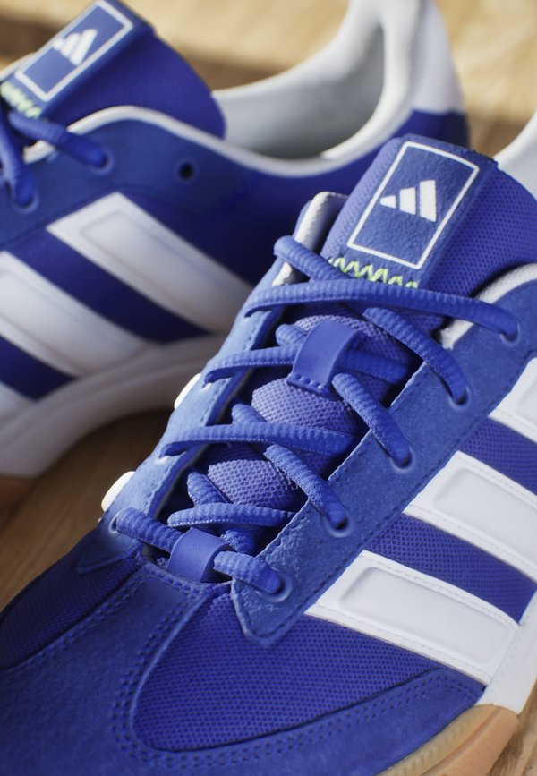 adidas Performance SPEZIALIST