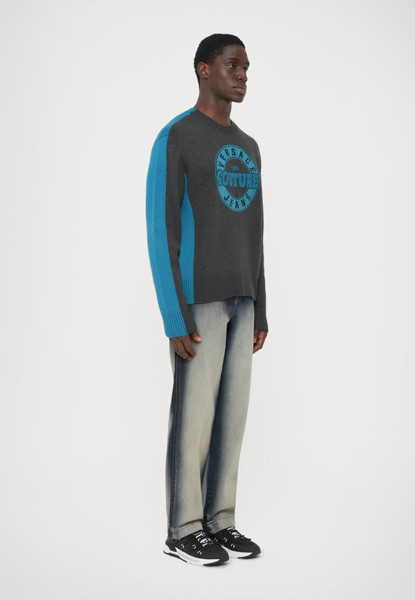 Versace Jeans Couture
