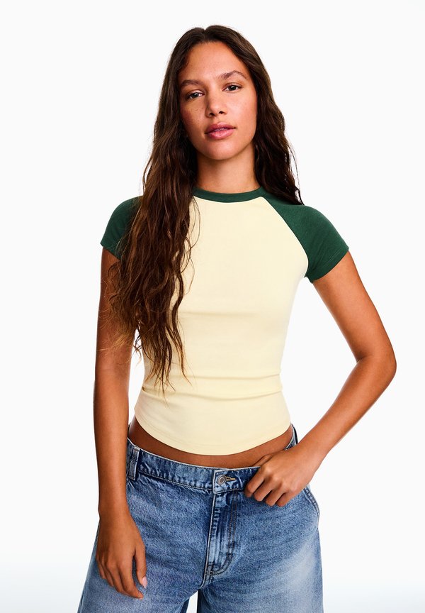 Bershka TSHIRT - Print T-shirt - yellow
