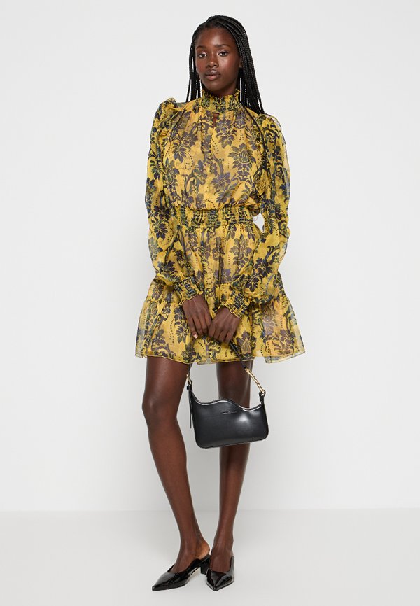 Versace Jeans Couture