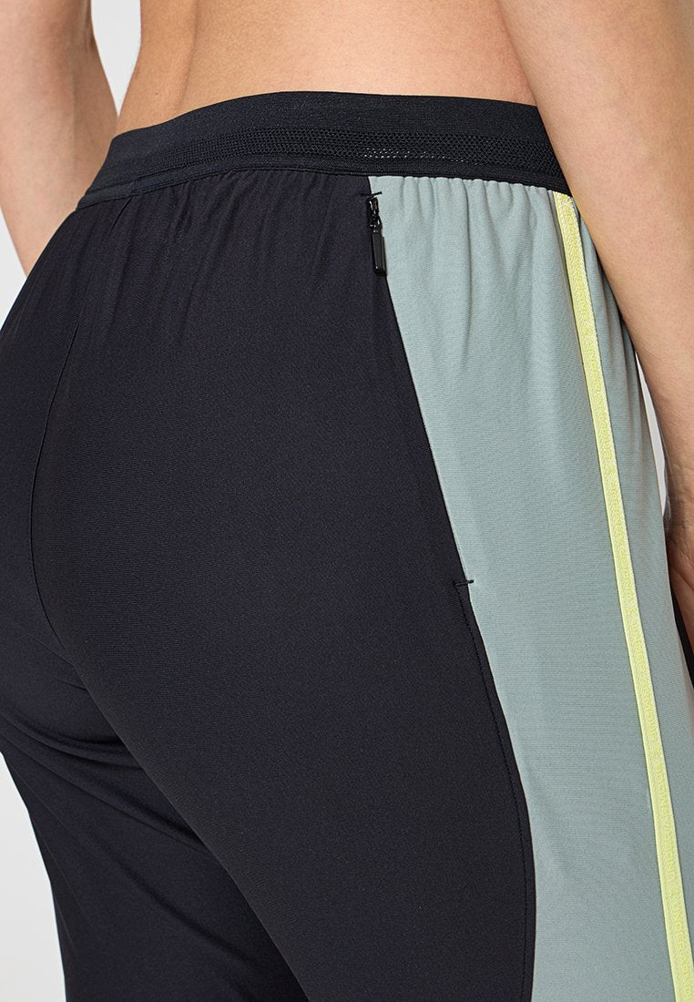 Under Armour CHALLENGER