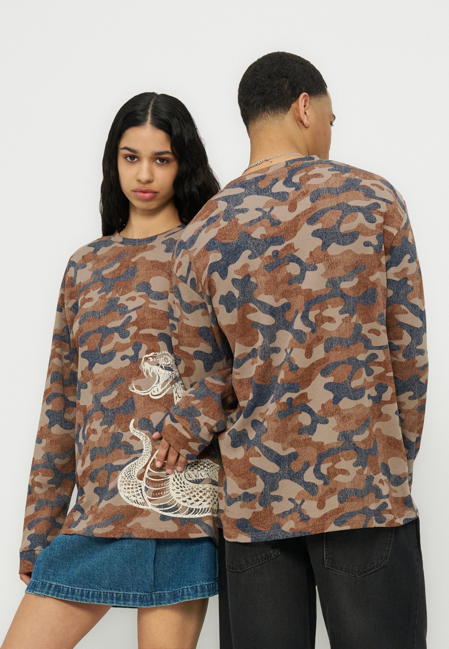 YOURTURN WAFFLE REGULAR FIT GRAPHIC LONGSLEEVED