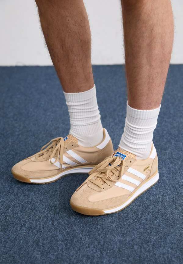 adidas Originals SL 72 RS - Trainers - magic beige/white/bluebird