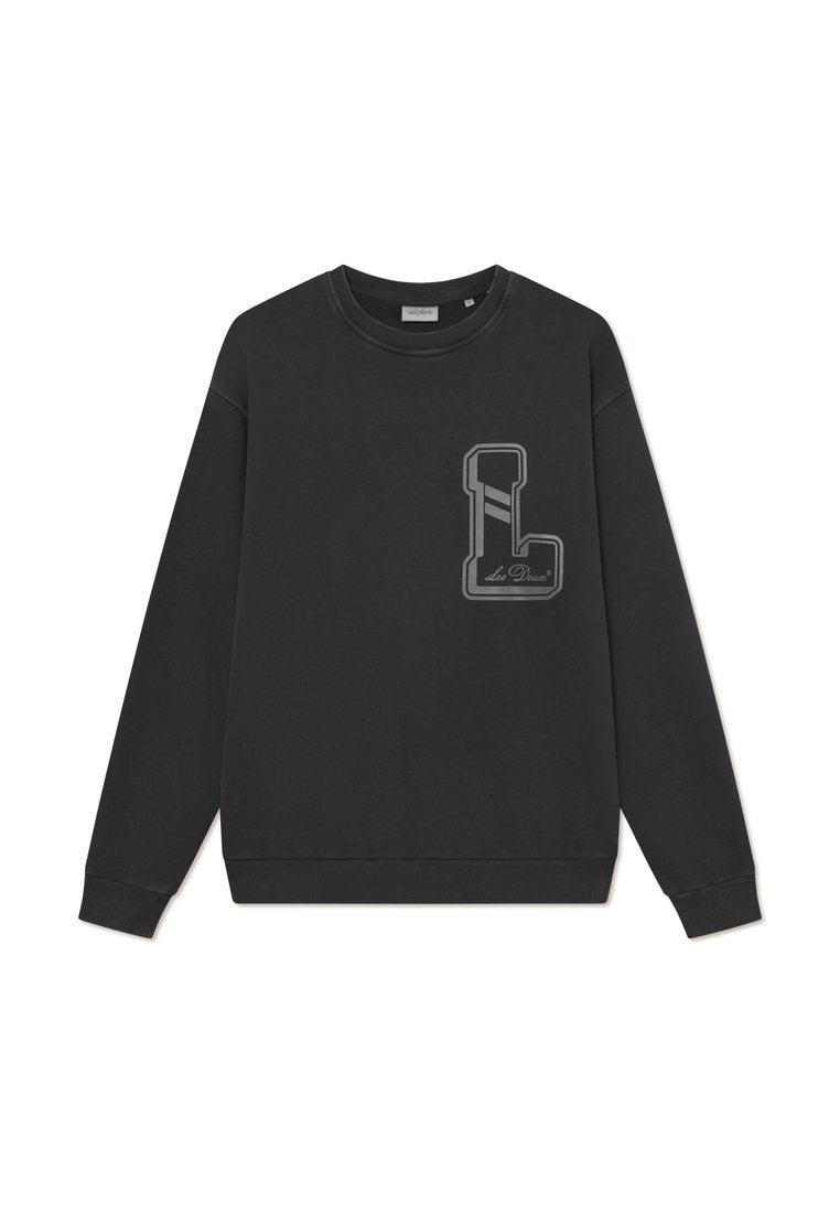Schwarzes Sweatshirt mit Rundhalsausschnitt, das ein graues Logo-Design auf der Brust sowie gerippte Bündchen und Saum aufweist. Hergestellt aus weichem Stoff.