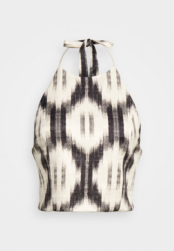 Alice + Olivia