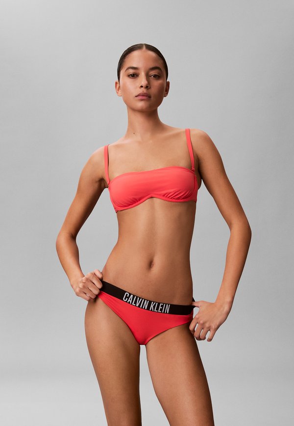 Calvin Klein Swimwear SWIMWEAR BALCONETTE - INTENSE POWER - Bikini top - punch pink