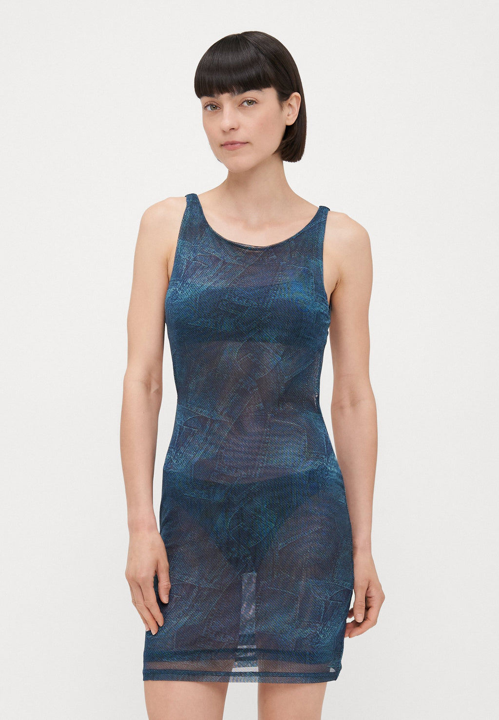 It's Now Cool THE BACKLESS MINI