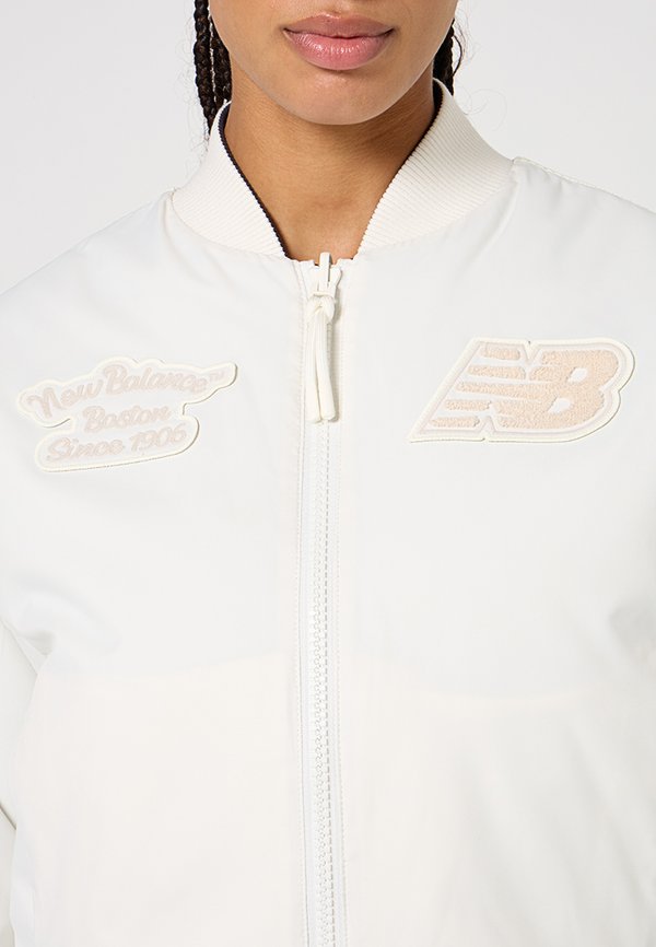 New Balance OVERSIZED
