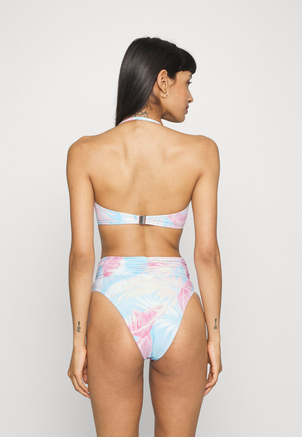 TROPICANA ROLL TOP RIO Media 3