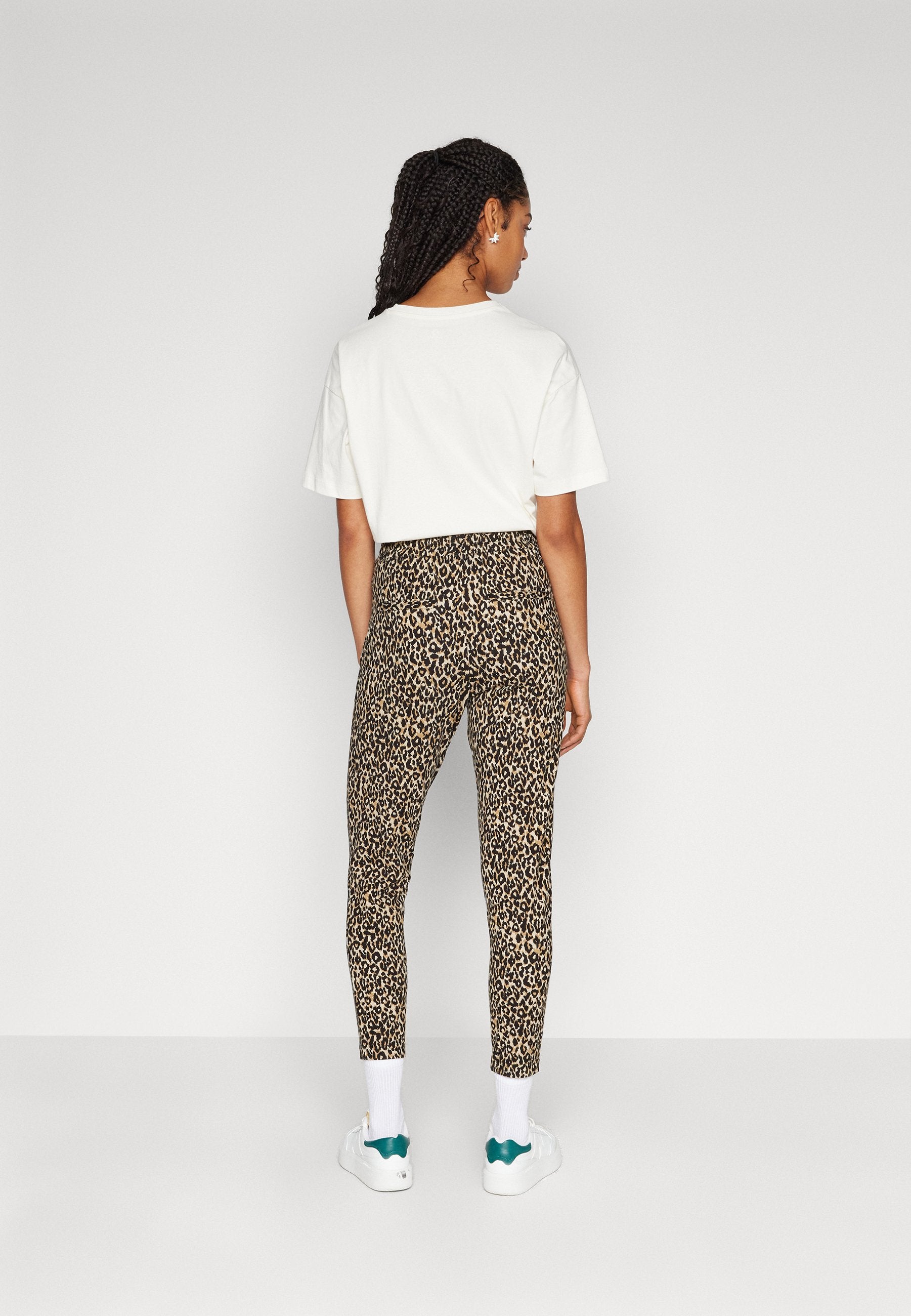ONLY ONLPOPTRASH Regular Fit