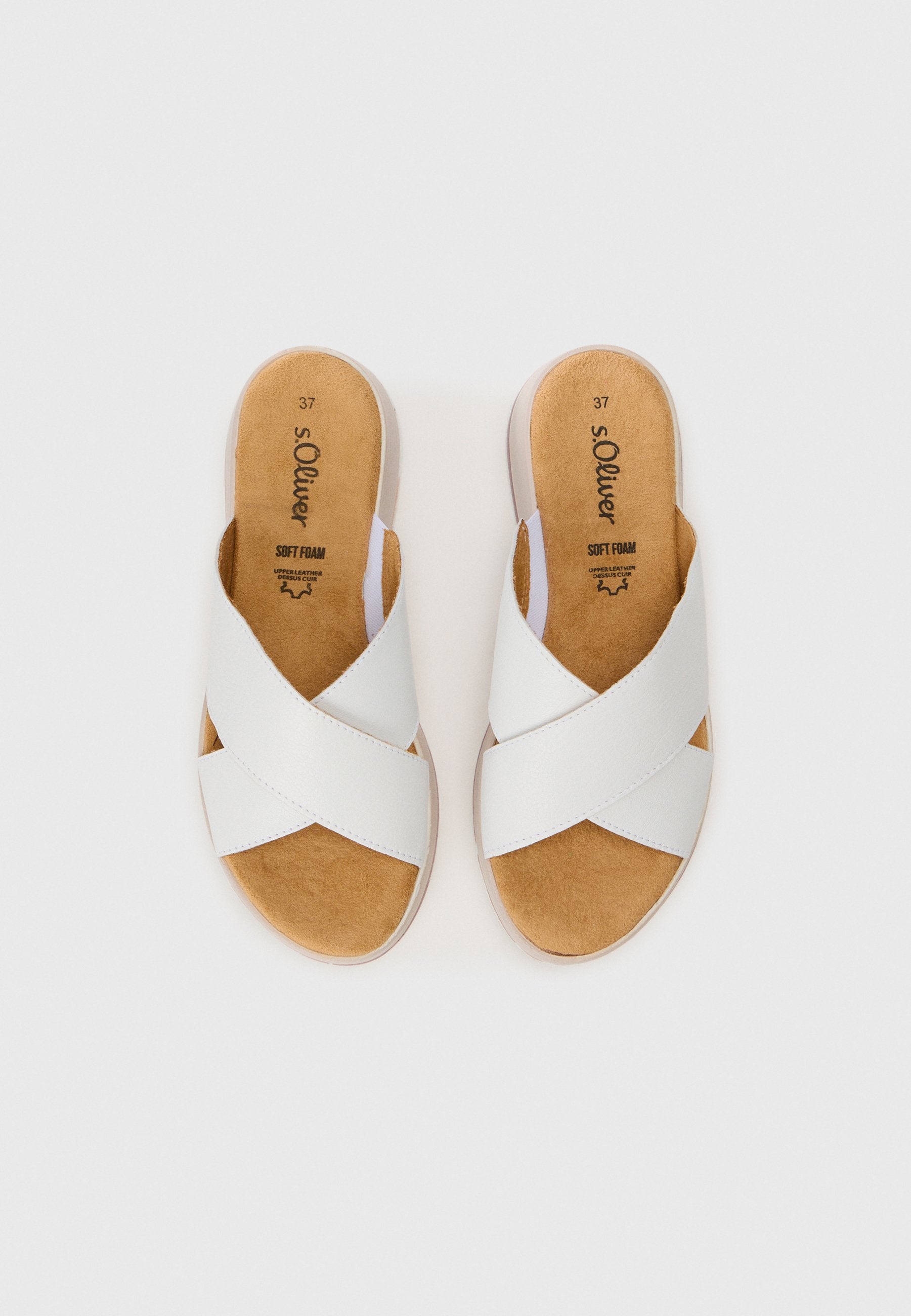 s.Oliver Pantolette flach Media 4