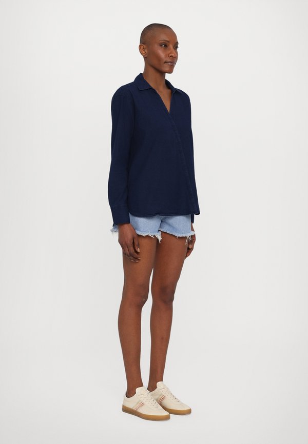 CLOSED ASYMMETRIC SHIRT