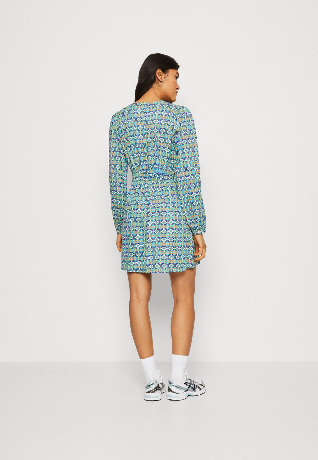 ONLALMA LIFE RILEY DRESS Media 4