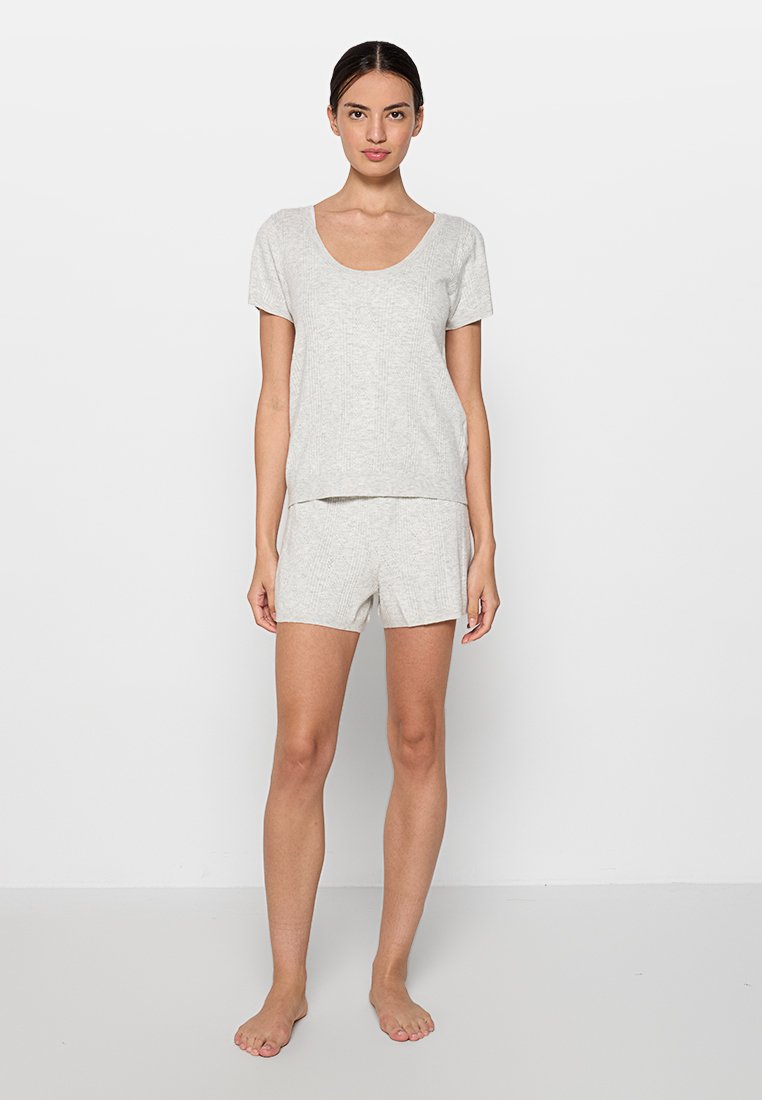 DKNY Loungewear Nachtwäsche Set Media 1