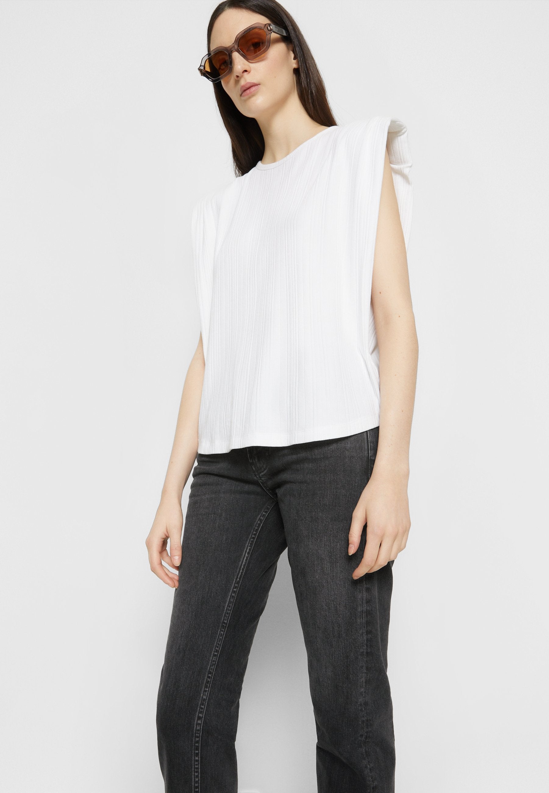 AG Jeans GIRLFRIEND MIDRISE