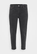 Vero Moda Curve Mom fit VMCTESSA High rise - Mom Jeans - dark grey denim