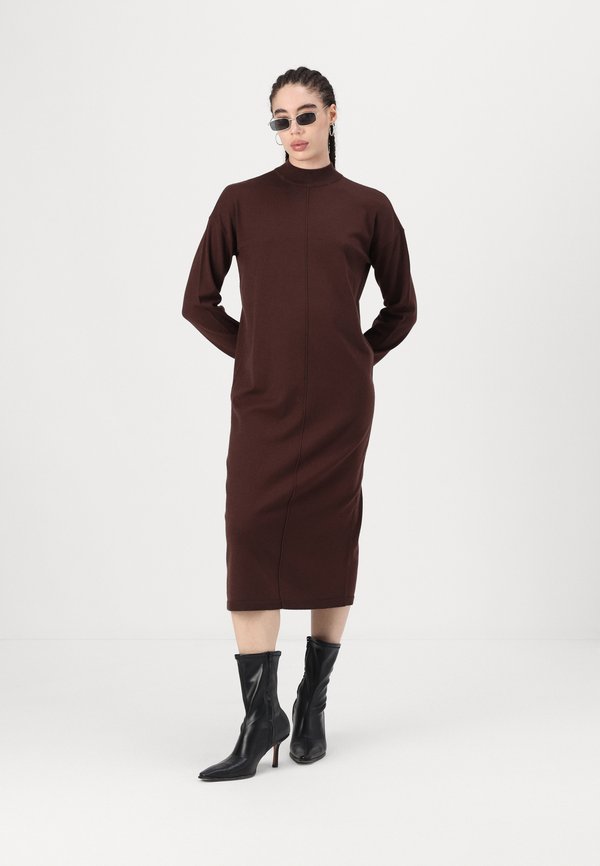 VILA VIAMANDA