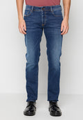 Dunkelblaue Jeans aus Denim mit geradem Schnitt, klassischem Fünf-Taschen-Design, kontrastierenden Nähten und einem Knopfverschluss.