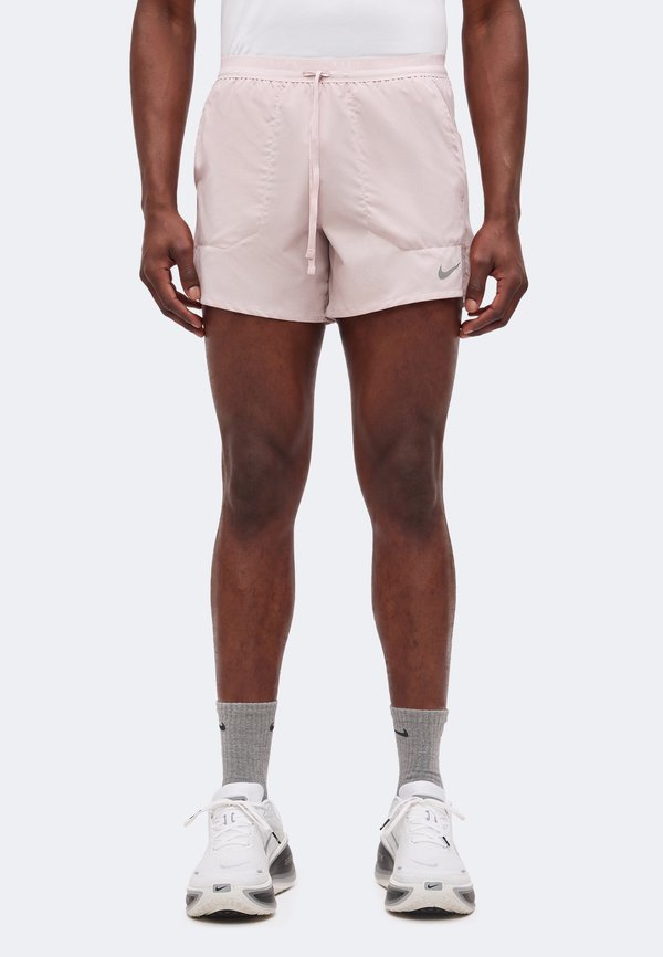 Nike Performance STRIDE SHORT - Sports shorts - particle rose