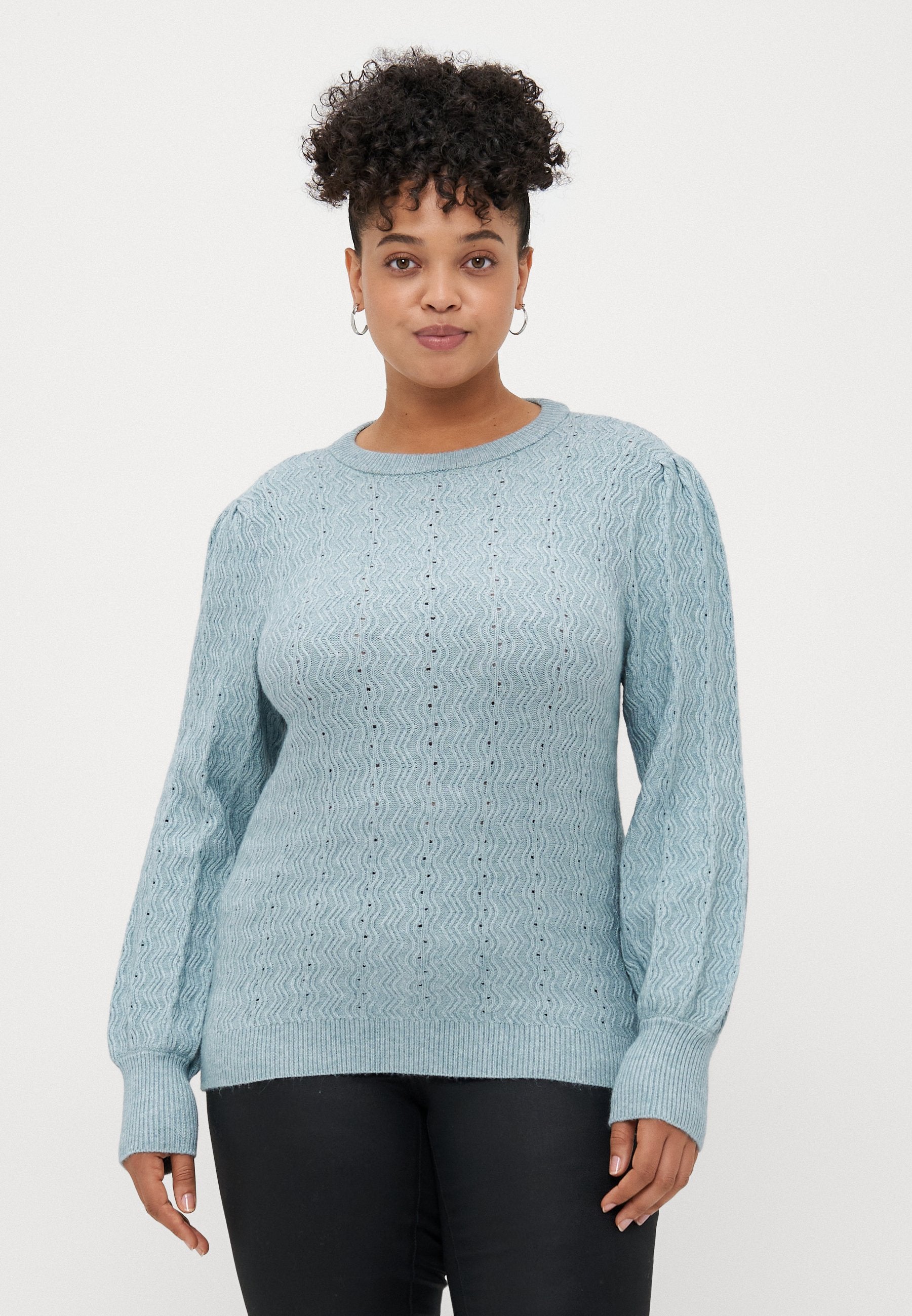 CARKATIA PUFF O NECK Media 3