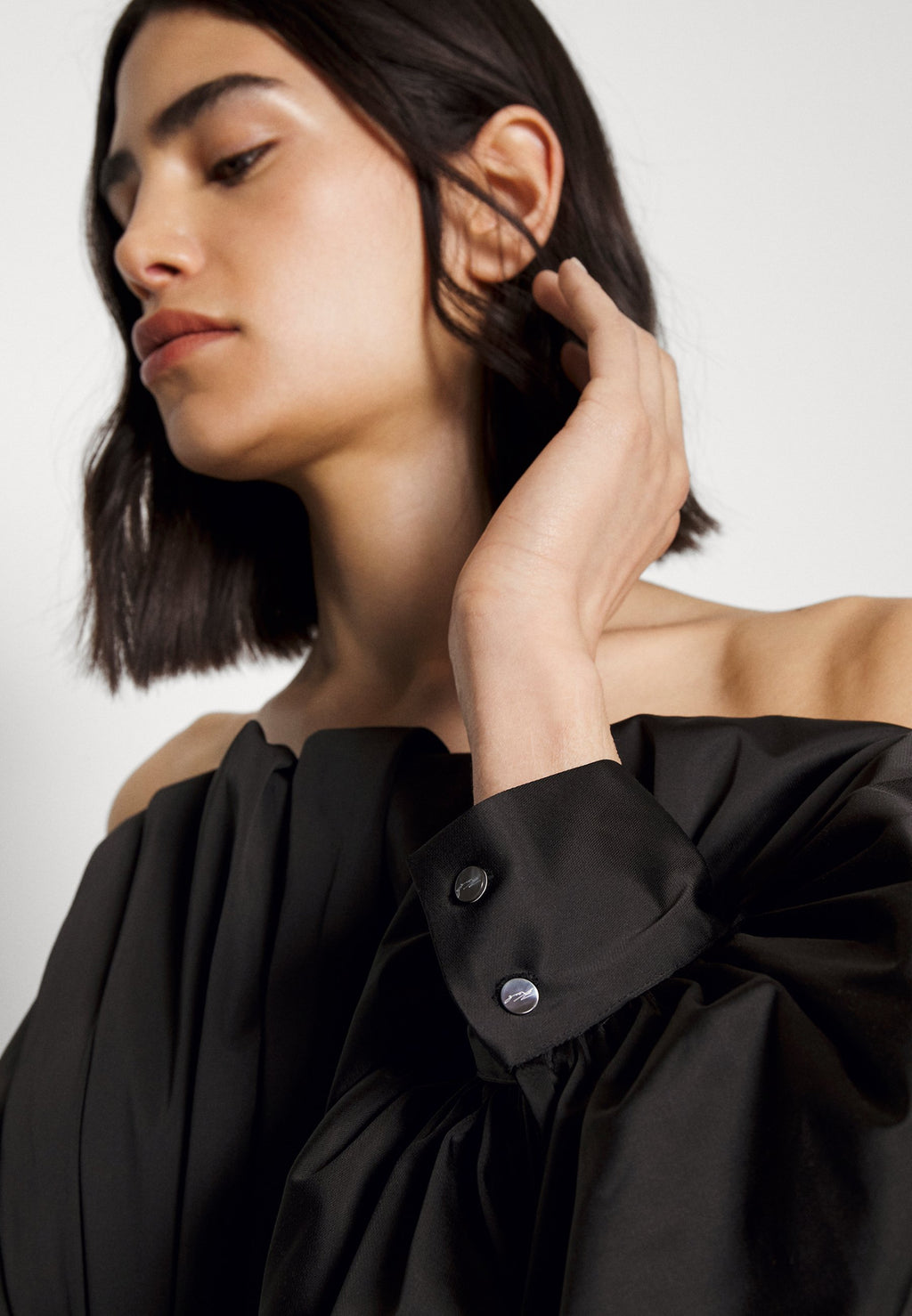HUN'S PICK RUFFLE Media 6