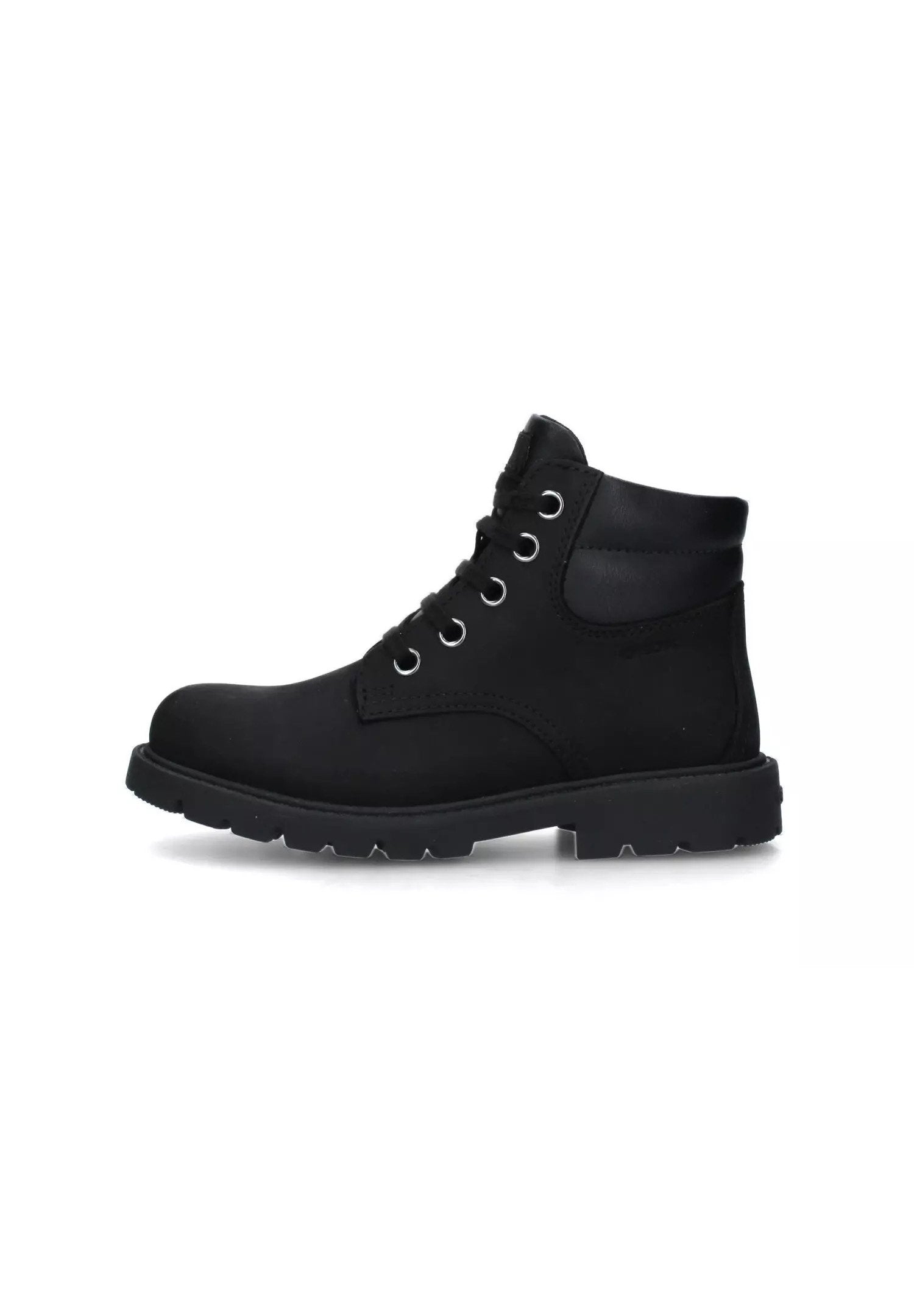 Schwarze Knöchelstiefel aus glattem synthetischen Material, mit runder Zehenkappe, sechs Metallösen und einer strukturierten Gummisohle für besseren Halt.