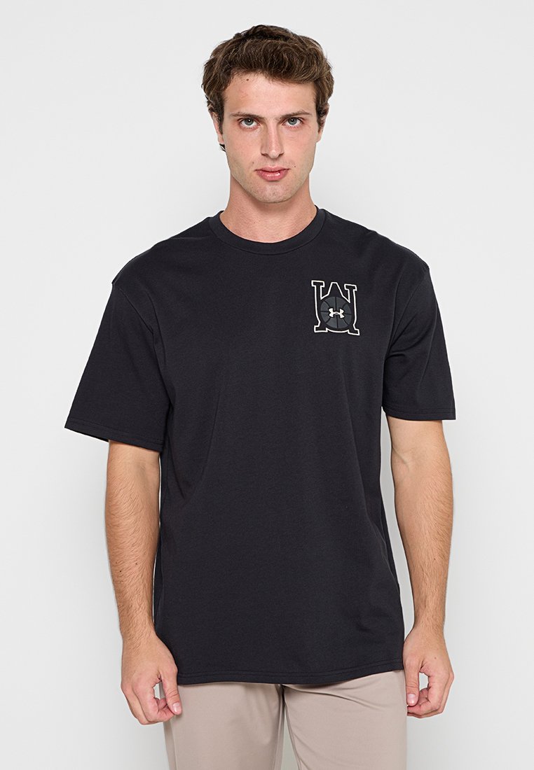 Under Armour LOOSE FIT