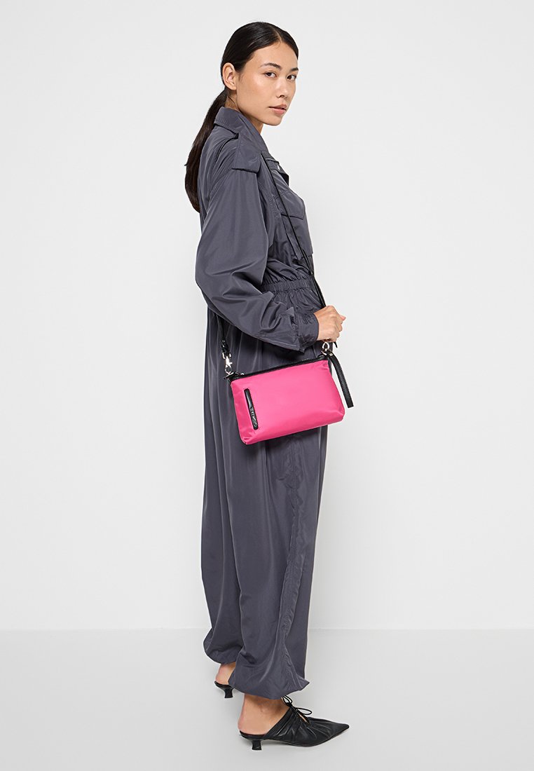 Mandarina Duck HUNTER