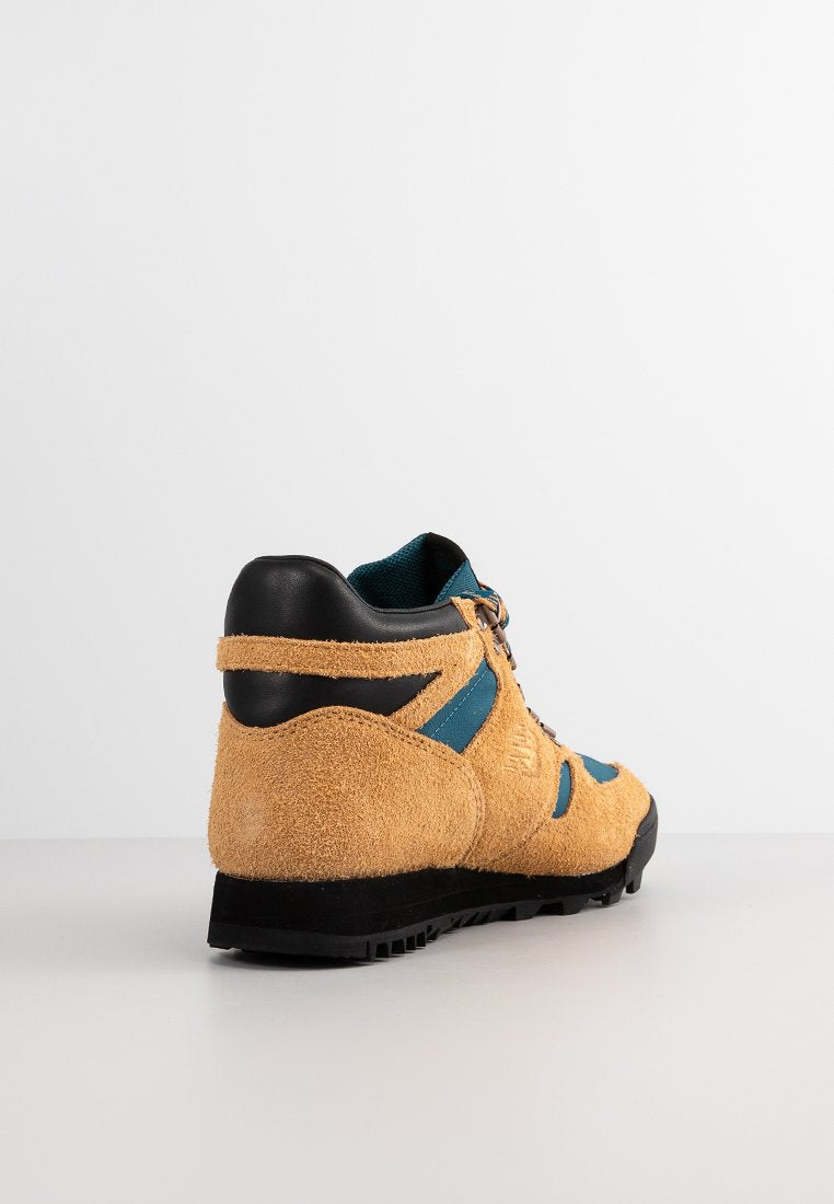New Balance URAINV1