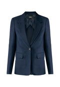 Marineblauer maßgeschneiderter Blazer aus strukturiertem Stoff mit einer Ein-Knopf-Verschluss, mit Reverskragen und zwei vorderen Taschen.