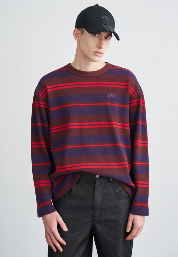 adidas Originals GRAPHIC STRIPE - Long sleeved top - aurora ruby