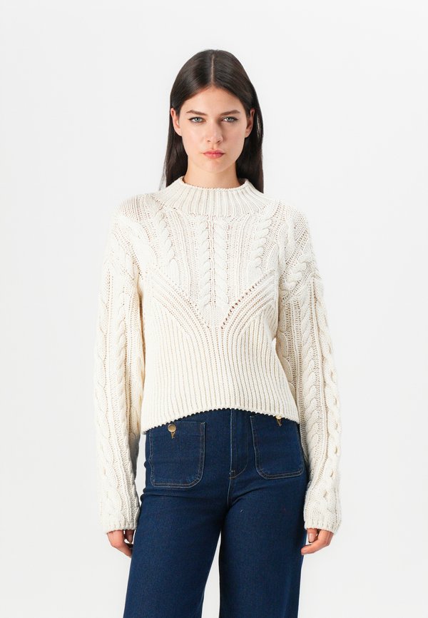 Noisy May Cable knit