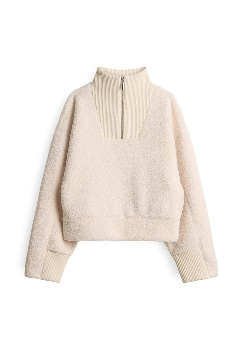 SOFT RELAXED FIT Media 1