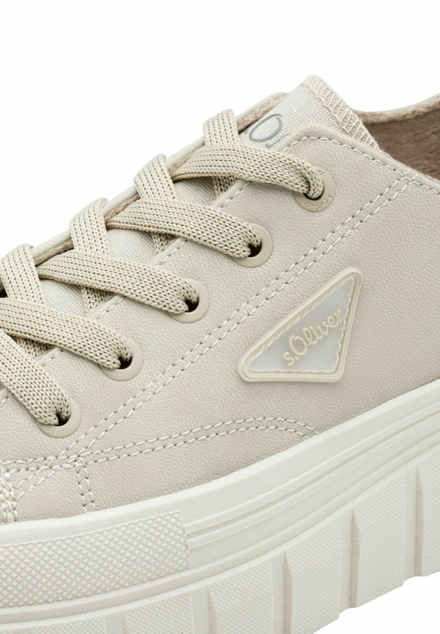 s.Oliver  SNEAKER