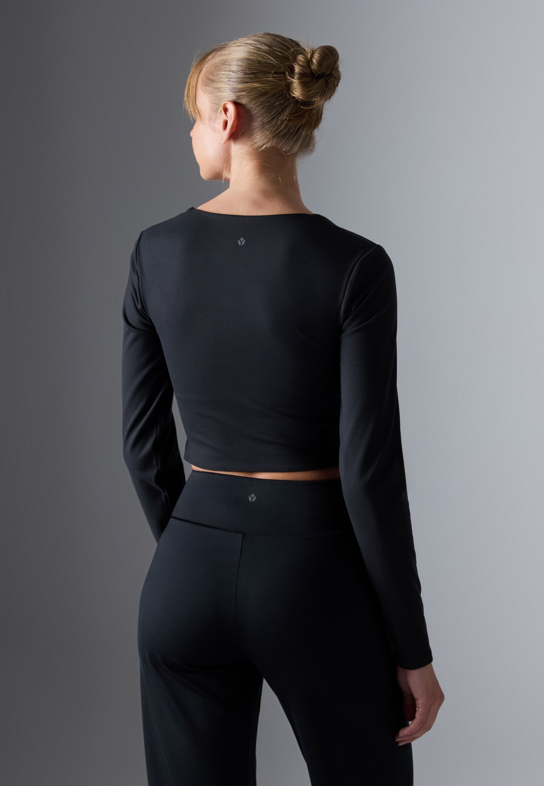 Even&Odd active LONG SLEEVE WRAP FRONT TOP