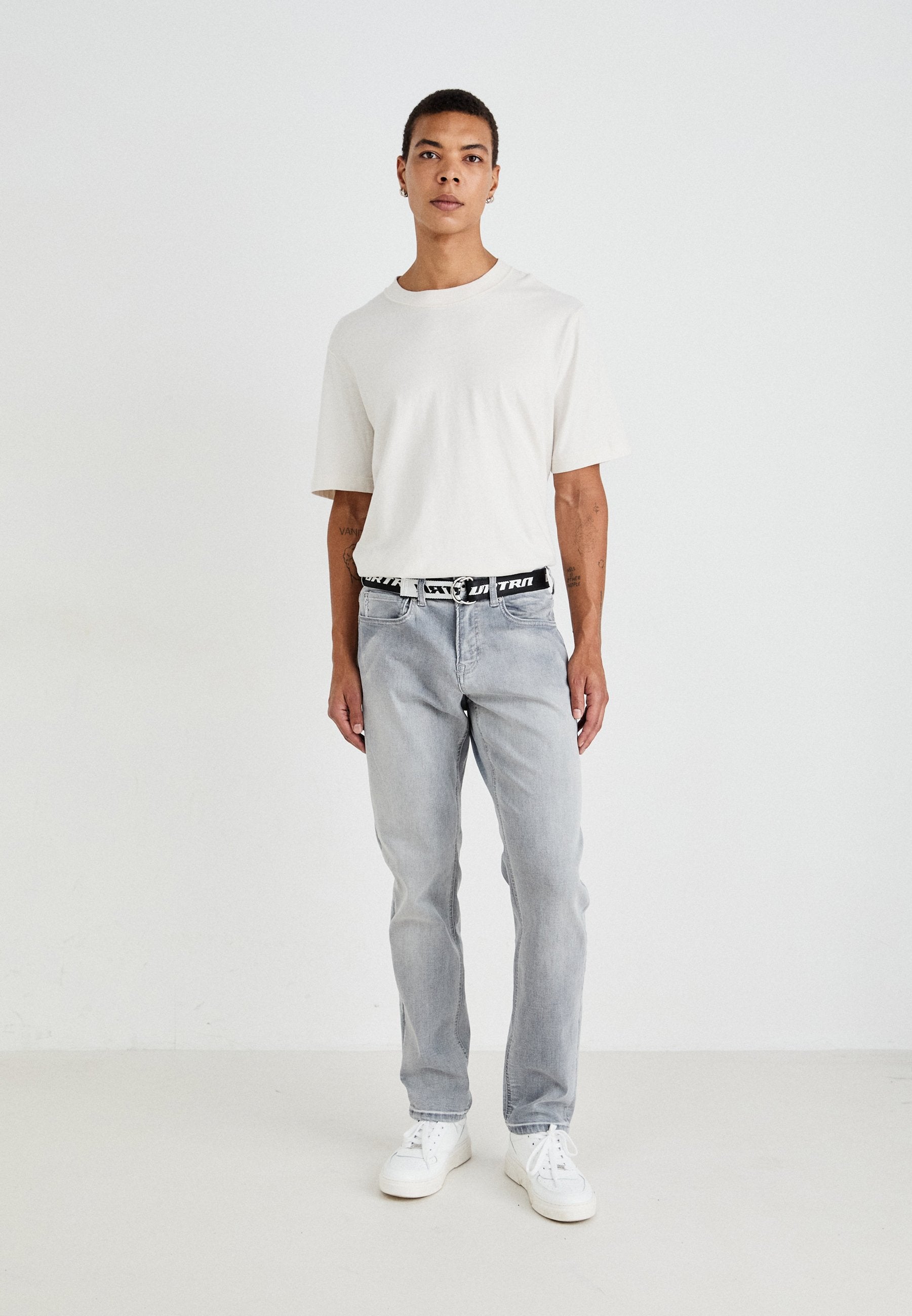YOURTURN UNISEX