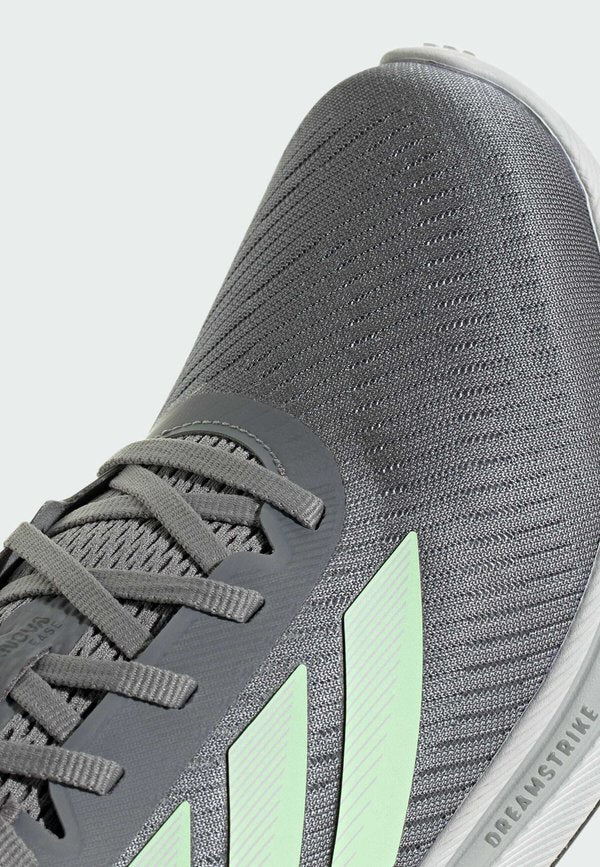 adidas Performance SUPERNOVA
