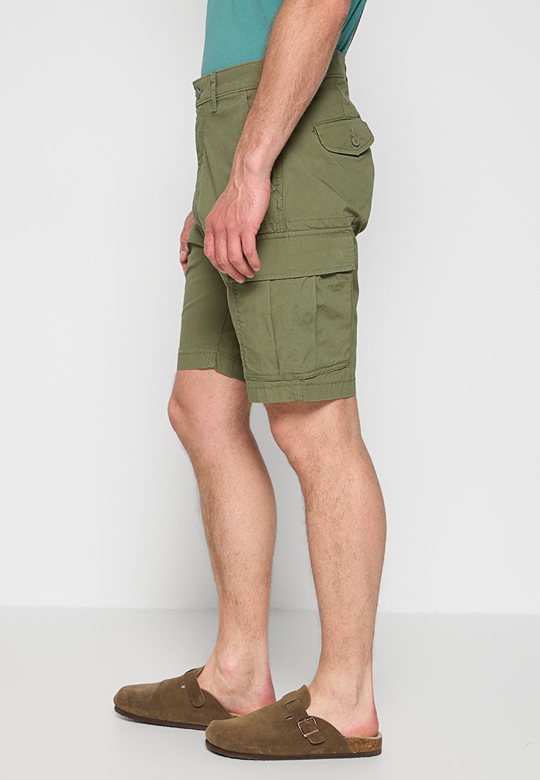 Levi's® CARRIER CARGO SHORTS FOUR LEAF CLOVER