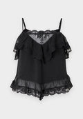 Schwarzes Camisole mit geschichteten Rüschen und Spitzenakzenten. Hergestellt aus leichtem Stoff mit Spaghetti-Trägern und einem gewellten Spitzenabschluss.