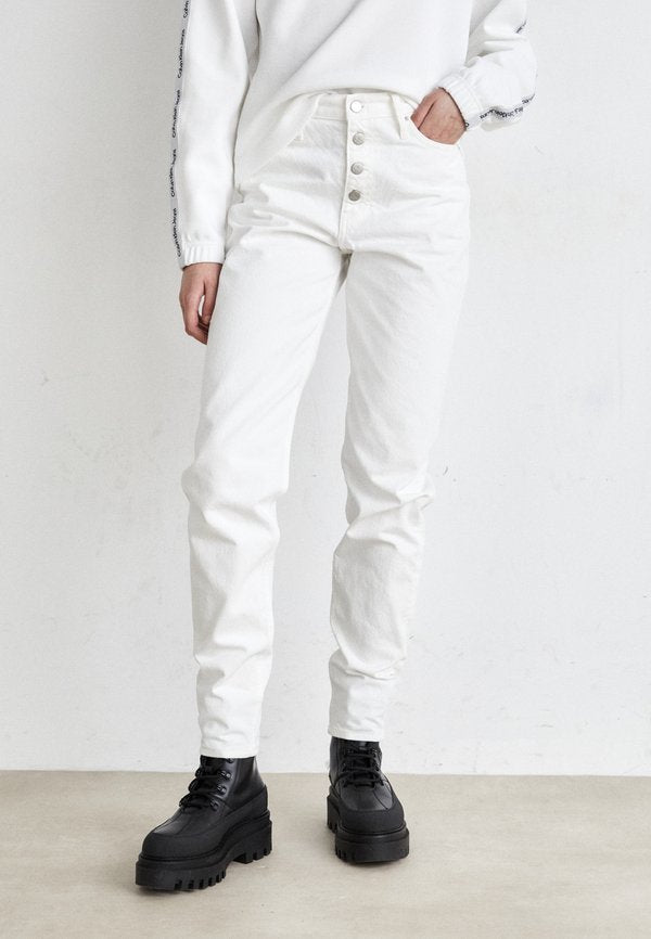 Calvin Klein Jeans MOM