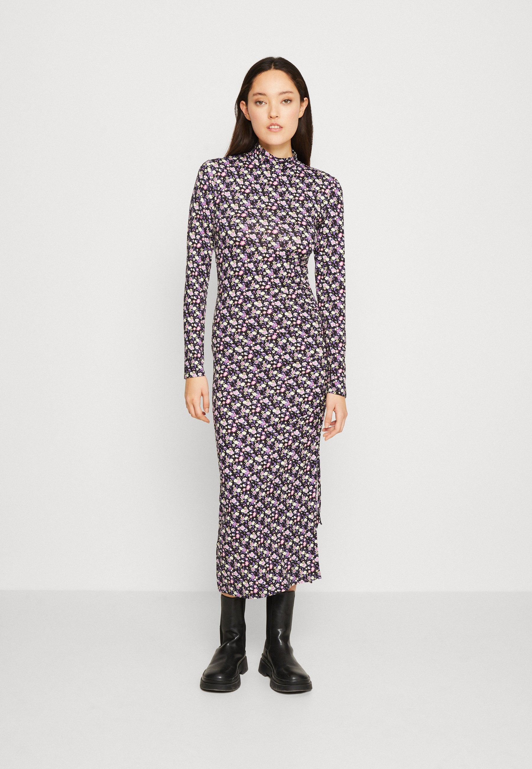 Pieces PCNALA HIGH NECK DRESS
