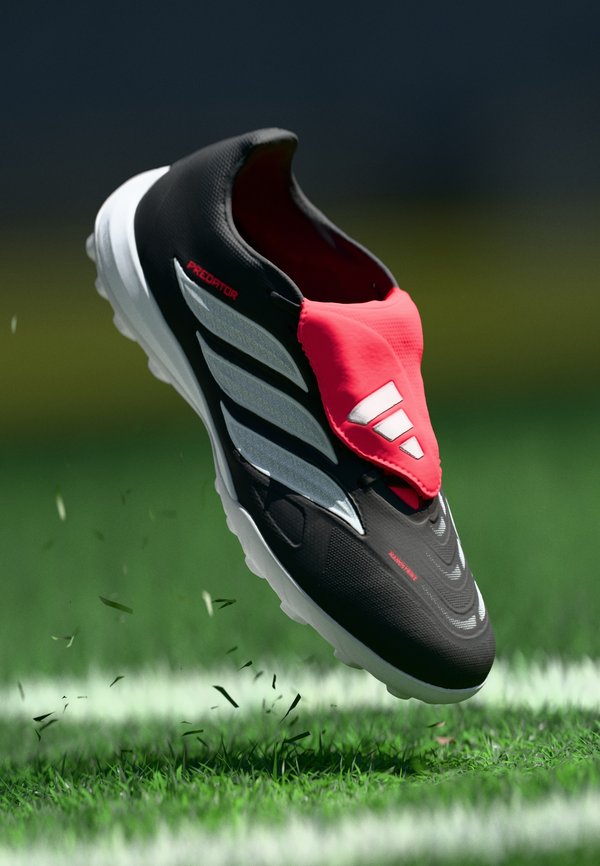 adidas Performance PREDATOR LEAGUE FOLD-OVER TONGUE - Turf football boots - core black/footwear white/lucid red