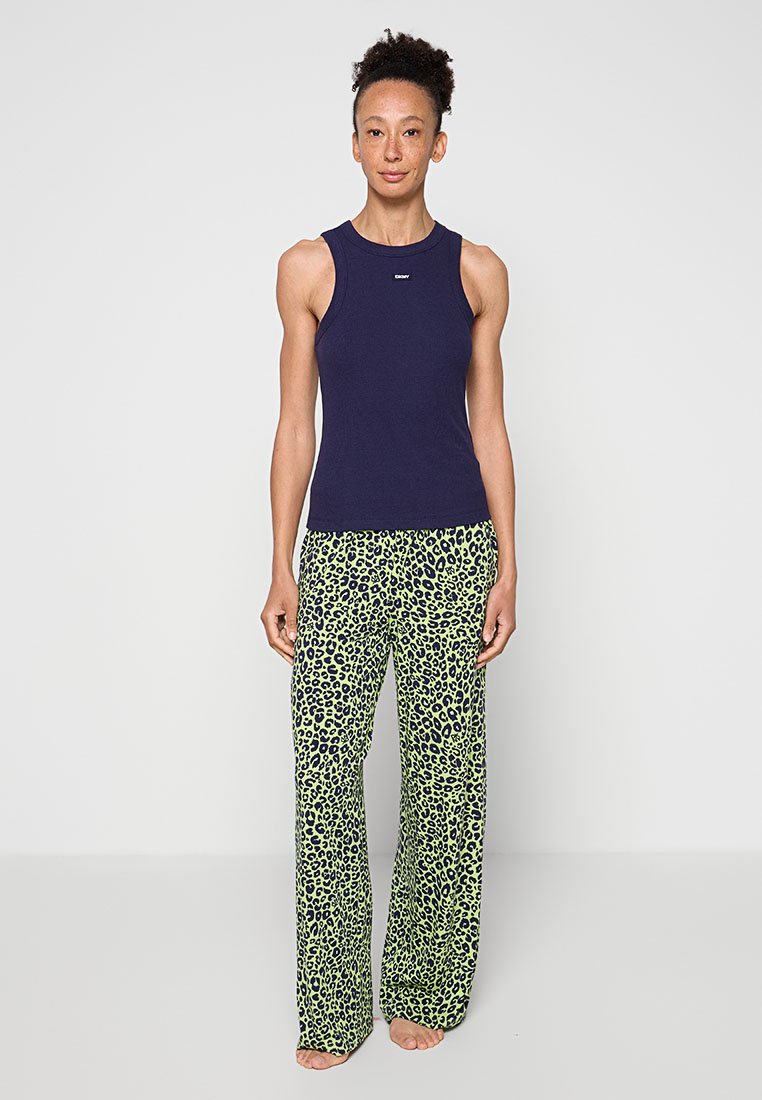 DKNY Loungewear Nachtwäsche Set Media 1