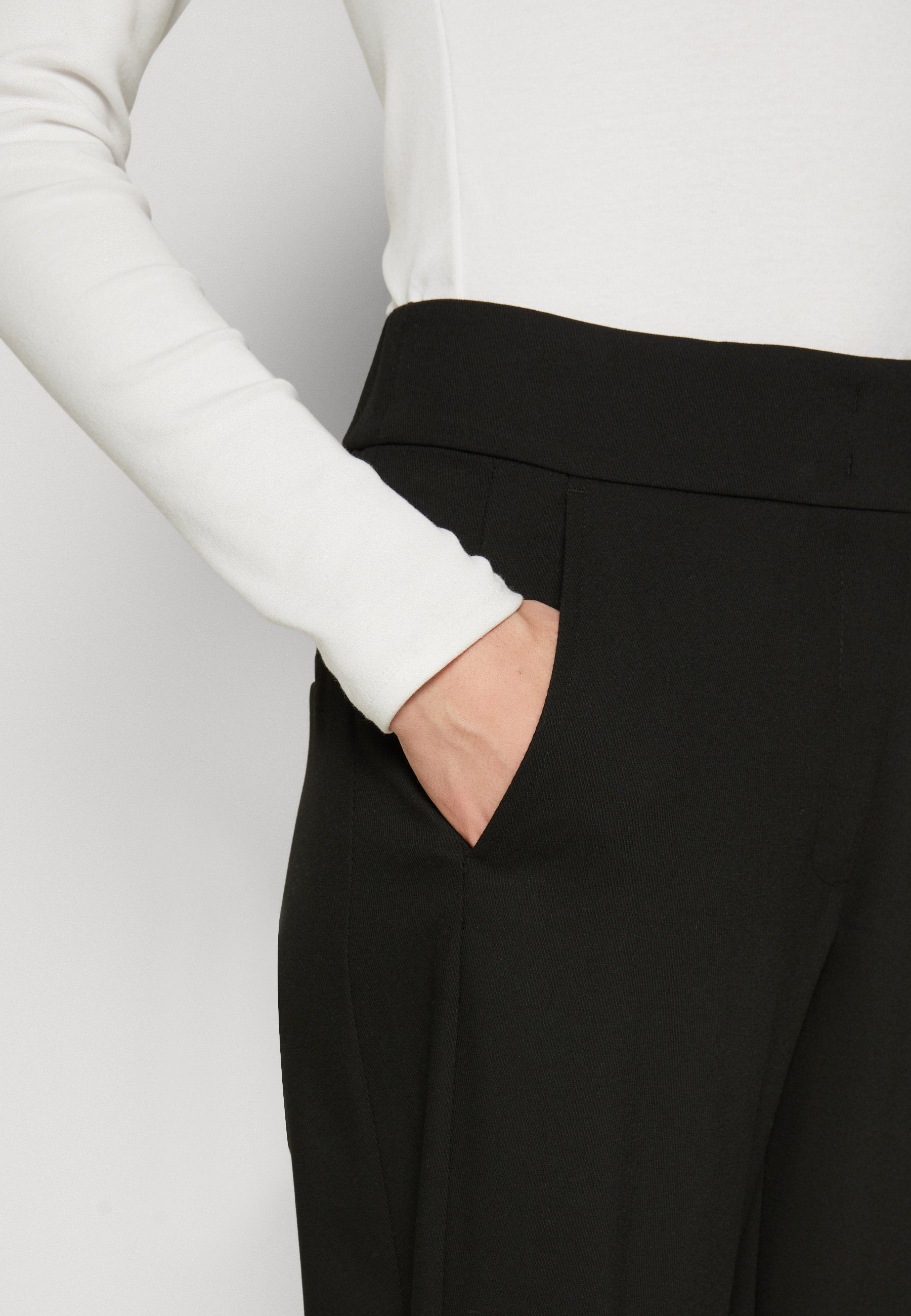 Esprit Stoffhose Media 8